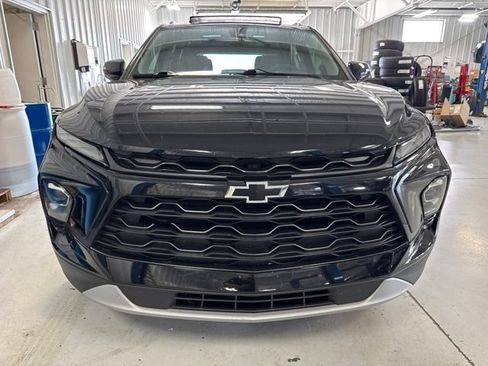 Used 2023 Chevrolet Blazer LT w/ Midnight/Sport Edition FWD image 34