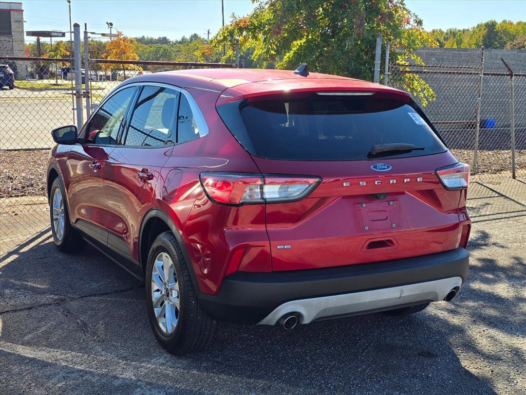 Used 2021 Ford Escape SE w/ Convenience Package FWD image 10