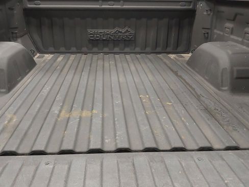 Used 2021 Chevrolet Silverado 1500 High Country w/ Technology Package image 27