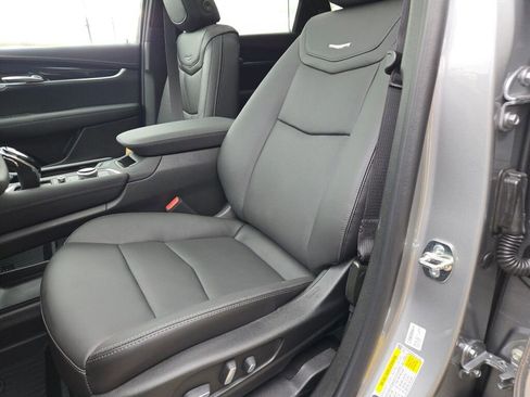 New 2025 Cadillac XT5 Premium Luxury w/ LPO, Floor Liner Package image 27