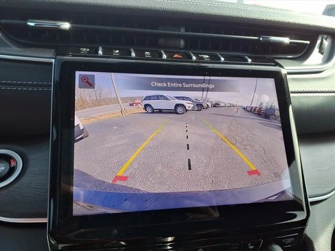 New 2025 Jeep Grand Cherokee L Limited image 17