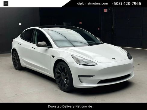 Used 2022 Tesla Model 3 Performance image 8