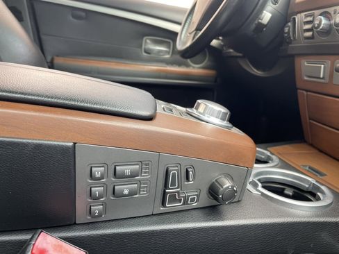 Used 2007 BMW 750i image 37