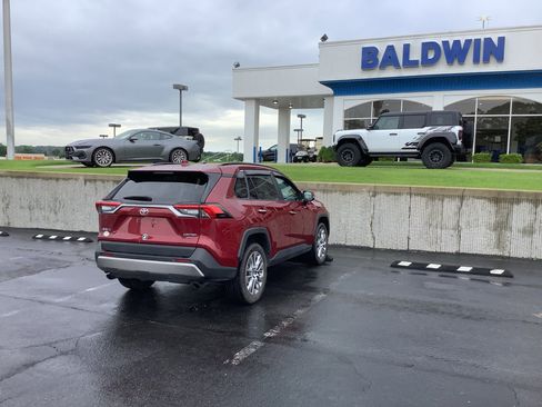 Used 2024 Toyota RAV4 Limited w/ Weather Package AWD/4WD image 7