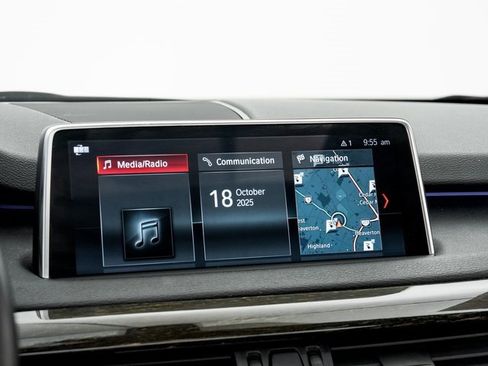 Used 2018 BMW X5 xDrive40e image 15