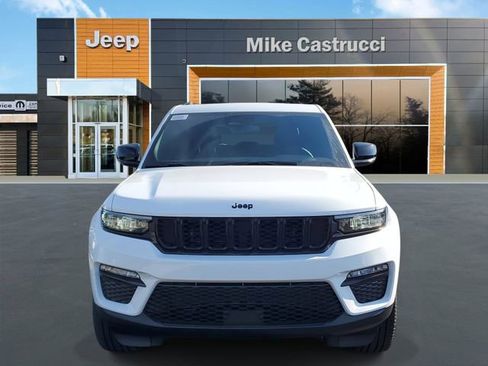 New 2025 Jeep Grand Cherokee Limited w/ Black Appearance Package image 2