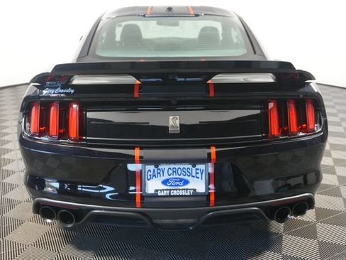 Certified 2020 Ford Mustang Shelby GT350 w/ Technology Package RWD image 4
