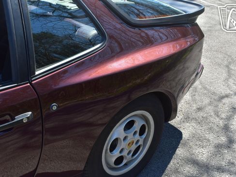 Used 1987 Porsche 944 S image 39