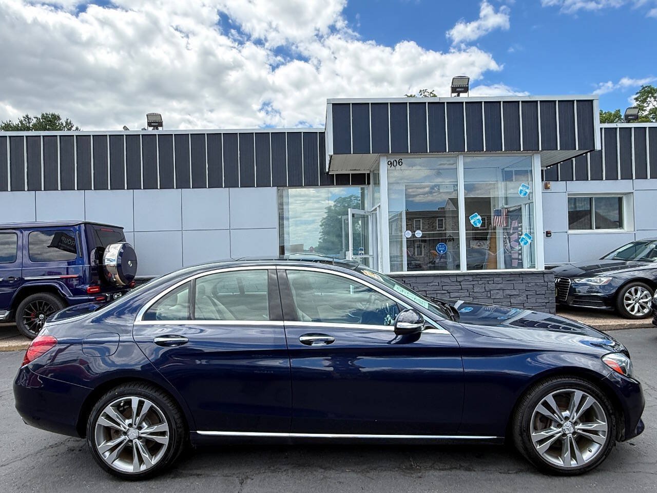 Used 2015 Mercedes-Benz C 300 4MATIC Sedan image 8