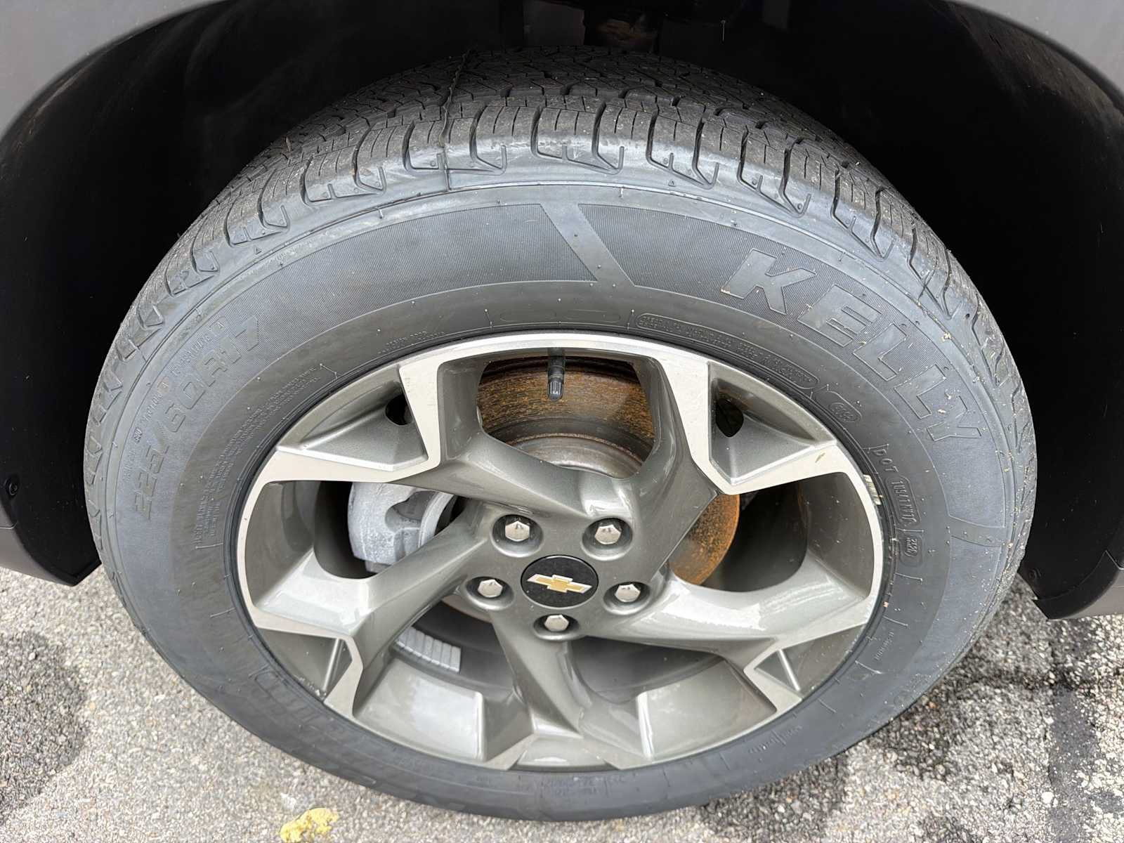 Used 2025 Chevrolet Trax LT w/ Driver Confidence Package FWD image 30