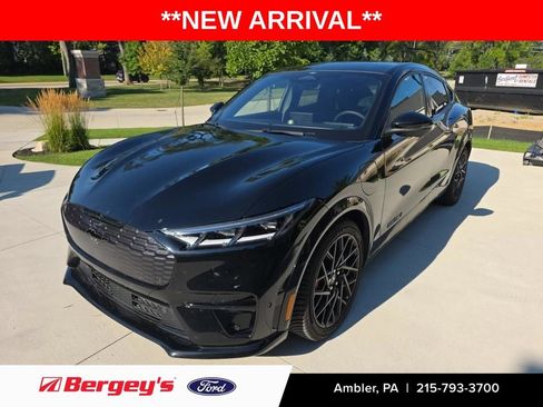 Used 2023 Ford Mustang Mach-E GT w/ GT Performance Edition AWD/4WD image 1