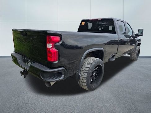 Used 2024 Chevrolet Silverado 2500 Custom w/ Custom Value Package AWD/4WD image 8