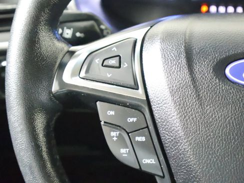 Used 2022 Ford Edge Titanium image 41