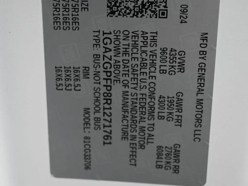 Certified 2024 Chevrolet Express 3500 LT w/ LT Preferred Equipment Group RWD image 19