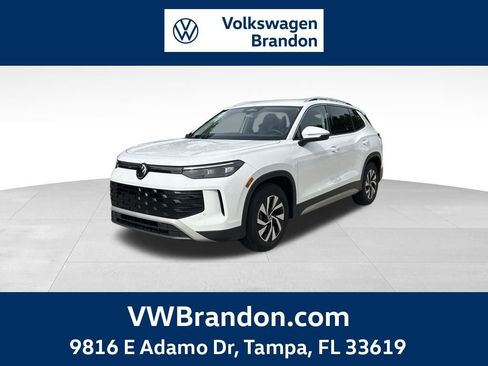 New 2026 Volkswagen Tiguan S FWD image 1