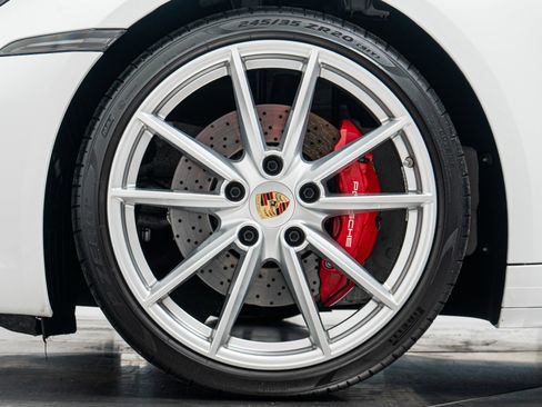 Used 2024 Porsche 911 Carrera 4S AWD/4WD image 10