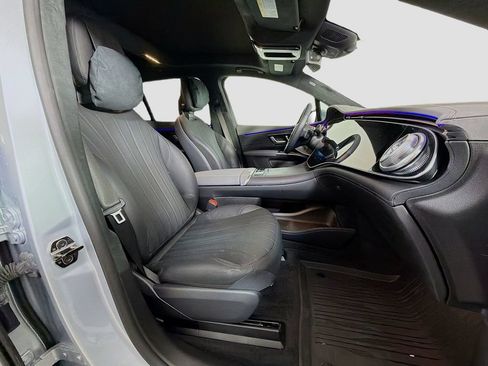 Certified 2023 Mercedes-Benz EQS 580 4MATIC SUV image 31