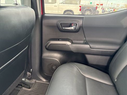 Used 2023 Toyota Tacoma TRD Sport w/ TRD Premium Sport Package AWD/4WD image 16