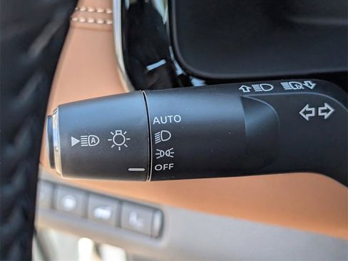 New 2026 Nissan Pathfinder Platinum image 26