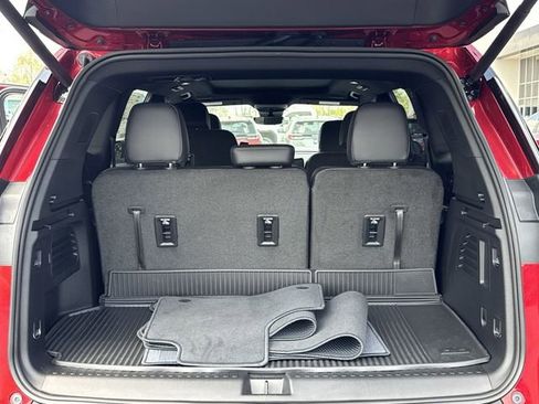 New 2026 GMC Acadia Elevation w/ Black Edition FWD image 11