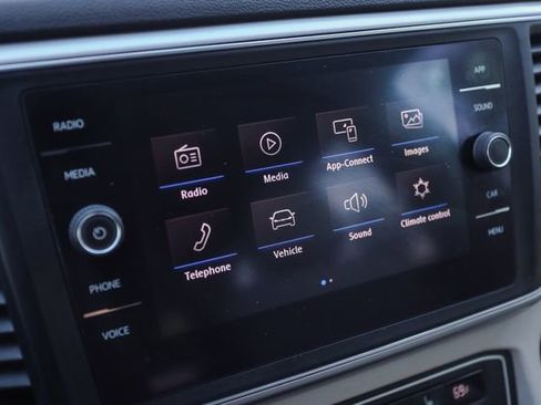 Used 2019 Volkswagen Atlas SE FWD image 33
