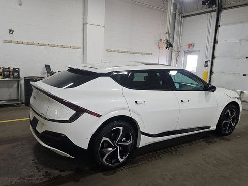 Certified 2024 Kia EV6 GT-Line image 4