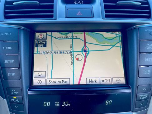 Used 2012 Lexus LS 460 image 22