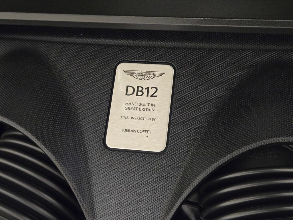 Used 2025 Aston Martin DB12 Coupe RWD image 27