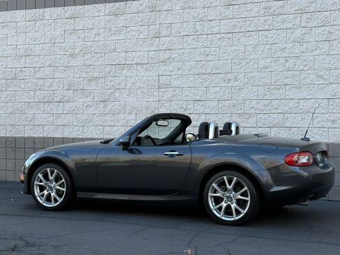 Used 2014 MAZDA MX-5 Miata Grand Touring w/ Premium Package image 2