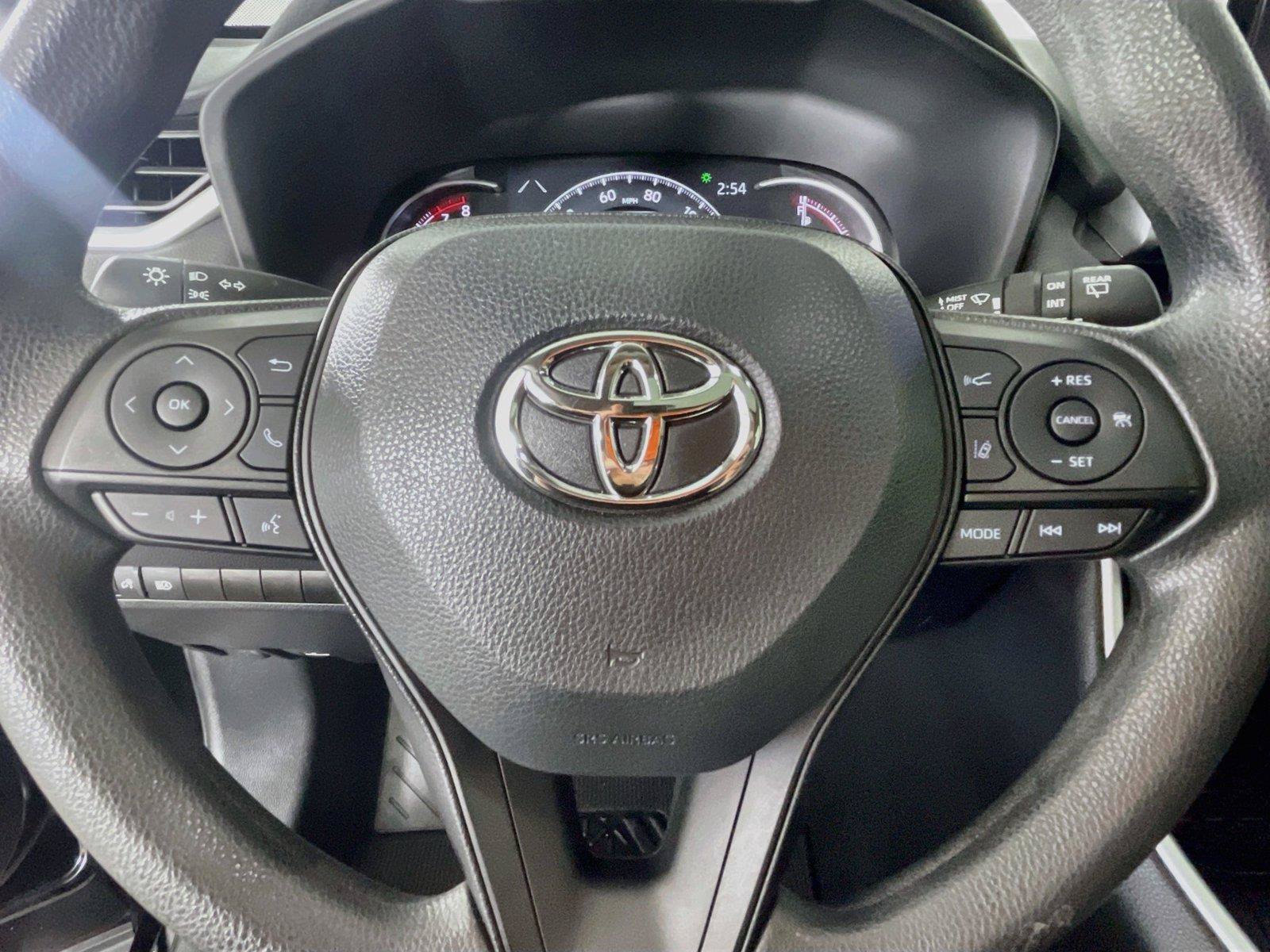 Used 2024 Toyota RAV4 XLE w/ Convenience Package FWD image 14