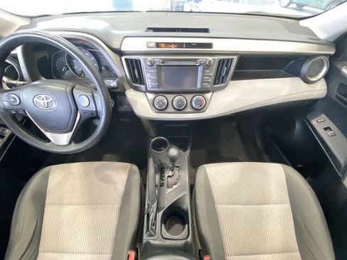 Used 2015 Toyota RAV4 LE image 23