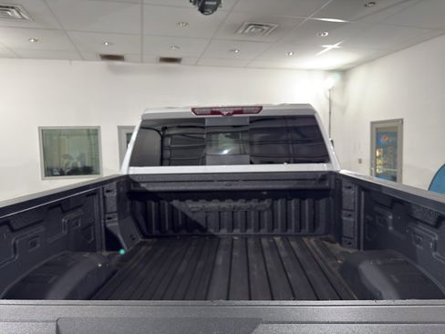 Used 2021 GMC Sierra 2500 Denali w/ Denali Ultimate Package image 9
