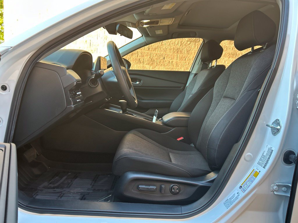 Used 2024 Honda Accord EX image 13