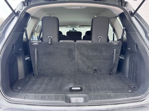 Used 2018 Nissan Pathfinder S image 37