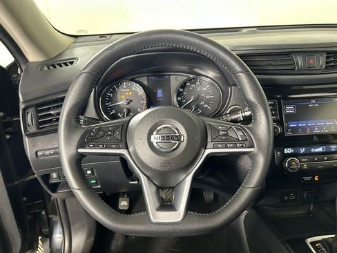 Used 2019 Nissan Rogue SV FWD image 15