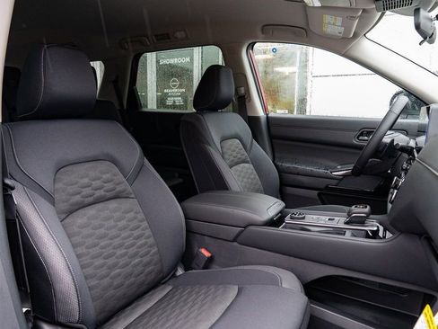 New 2026 Nissan Pathfinder SV AWD/4WD image 27