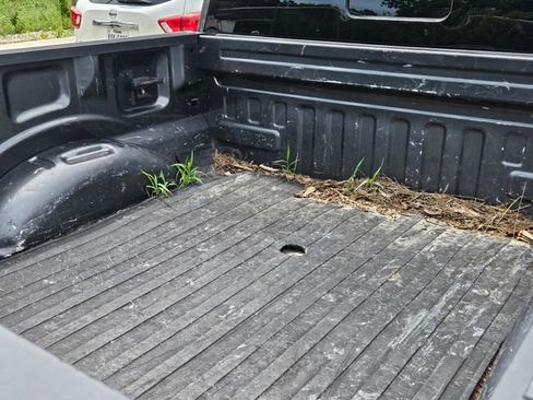 Used 2020 Ford F150 Lariat AWD/4WD image 4