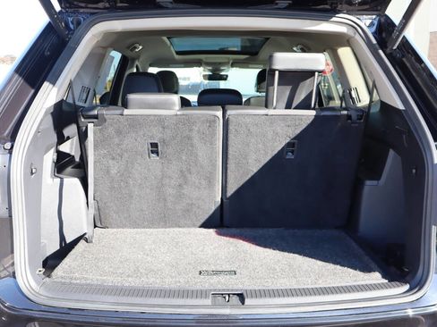 Used 2023 Volkswagen Atlas SEL image 11