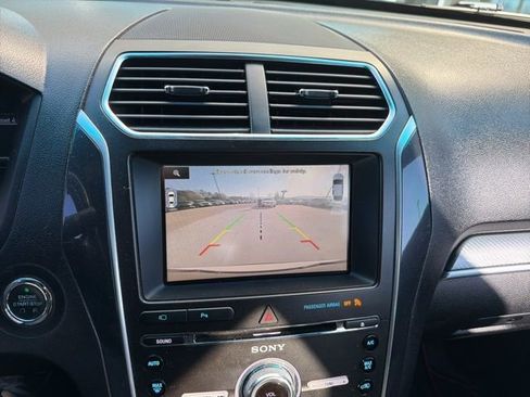 Used 2016 Ford Explorer Sport w/ Equipment Group 401A image 28