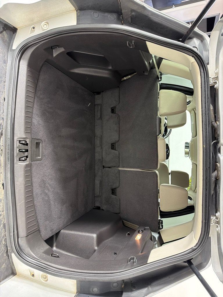 Used 2017 Ford Escape SE FWD image 21