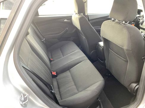 Used 2017 Ford Focus SE image 26