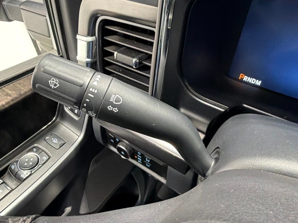 Used 2024 Ford F250 Lariat w/ Black Appearance Package AWD/4WD image 26