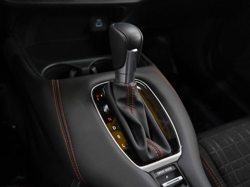 Used 2025 Honda HR-V Sport image 22