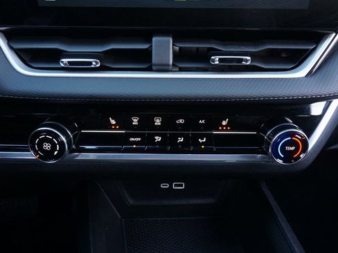 Certified 2025 Chevrolet Equinox LT image 15