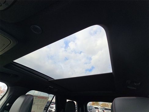 New 2026 Ford Explorer ST w/ Sun And Sound Package image 22