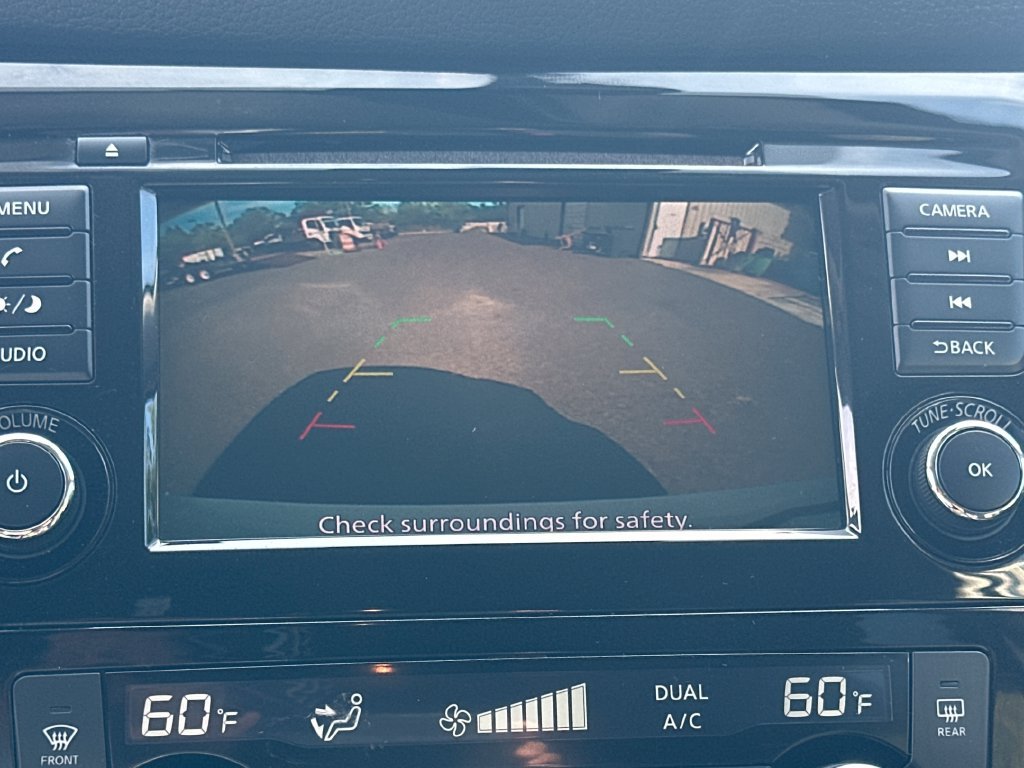 Used 2019 Nissan Rogue SV AWD/4WD image 35