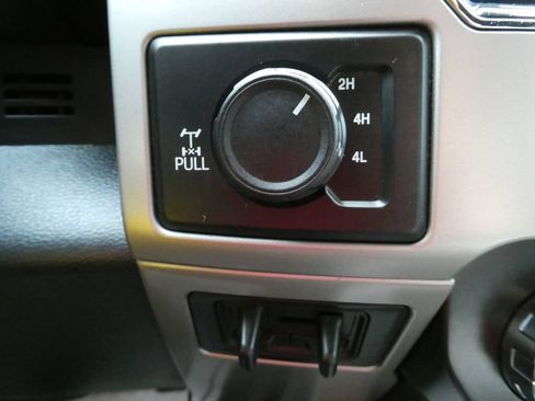 Used 2022 Ford F250 Lariat w/ Black Appearance Package AWD/4WD image 26