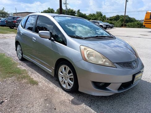 Used 2010 Honda Fit Sport image 2