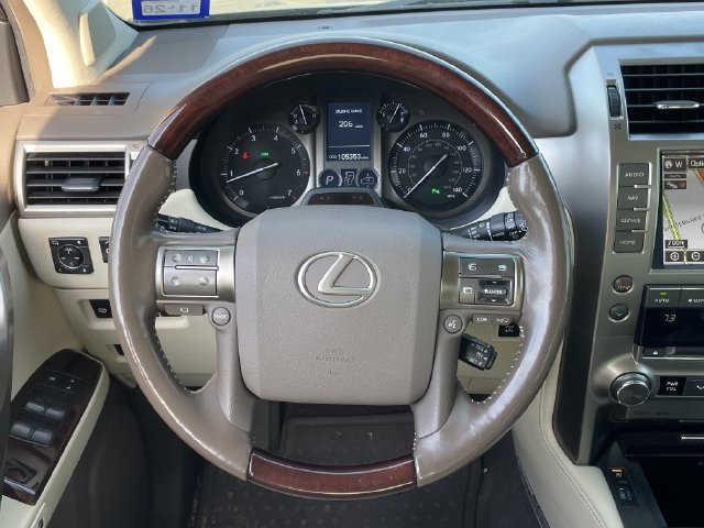 Used 2018 Lexus GX 460 Luxury AWD/4WD image 11