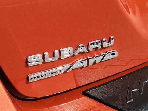 Certified 2025 Subaru Crosstrek 2.5i Limited AWD/4WD image 9